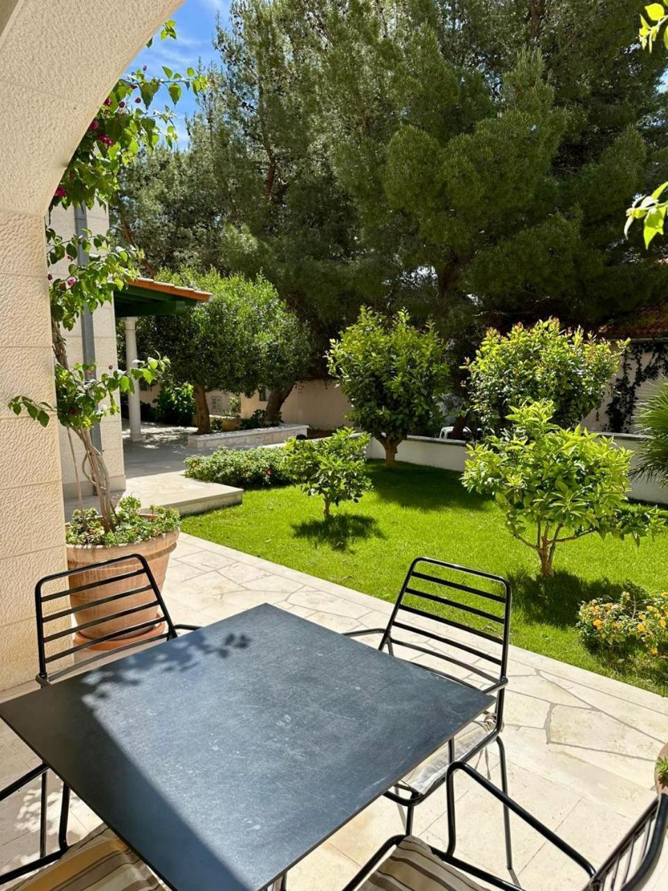 Apartments Villa Adria Bol Exterior foto
